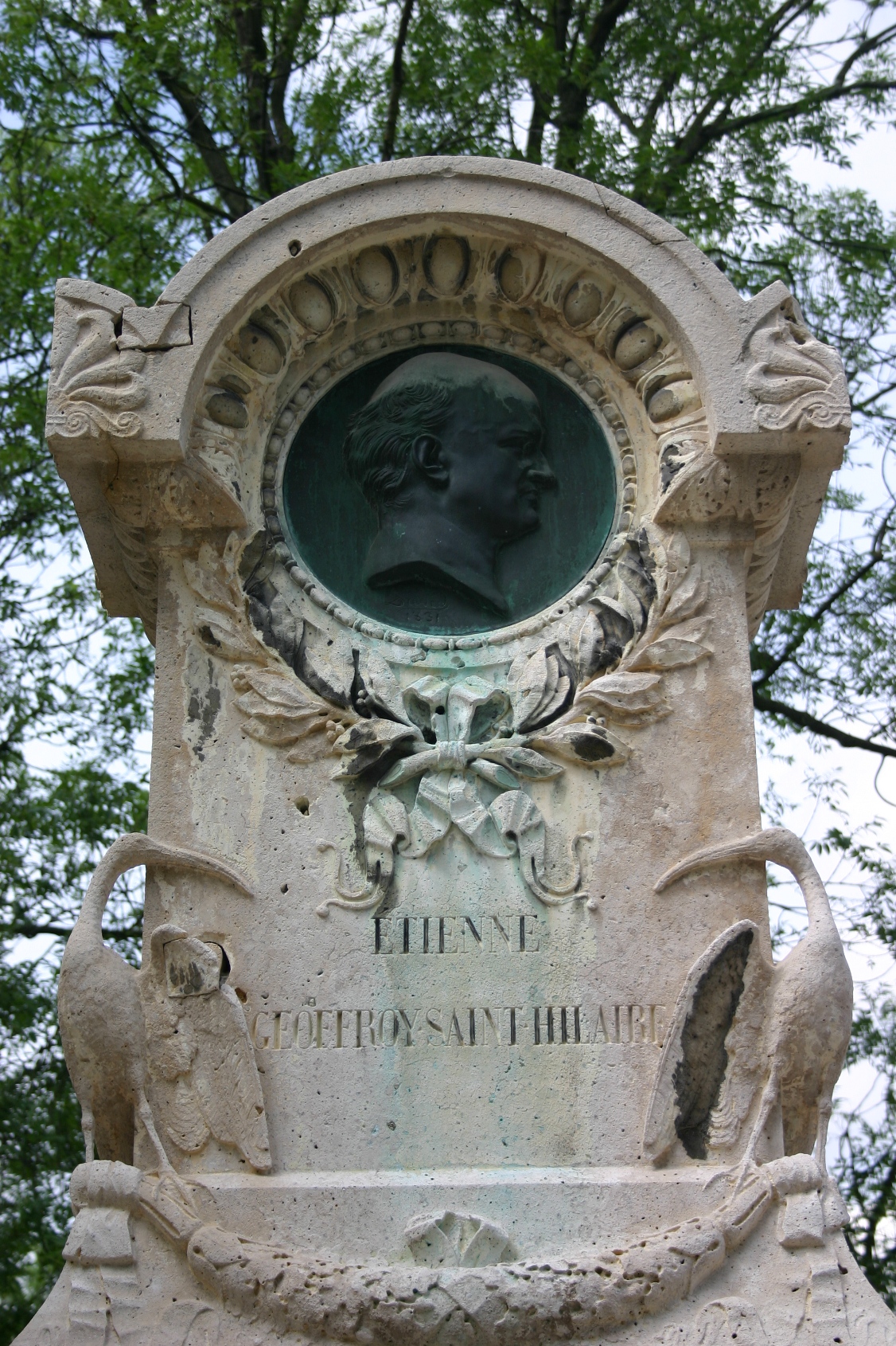 Étienne Geoffroy Saint-Hilaire's tomb, Pere Lachaise Cemetery, Paris (3).JPG